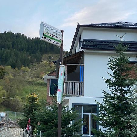 Guest House Korabi Ceren Bagian luar foto